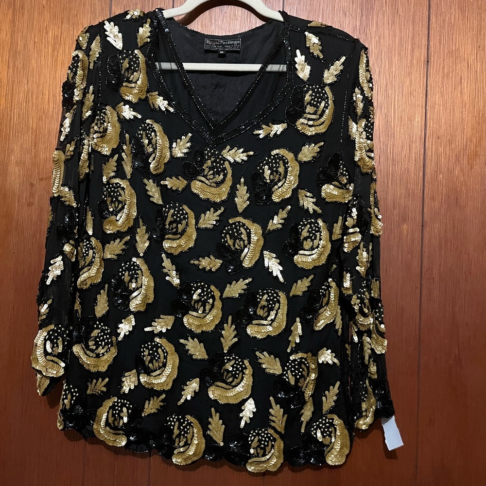 Vintage Long Sleeve Black and Gold Sequin Top Sz M